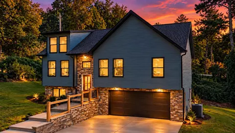 Exterior - 186 Mohawk Trl, Ringgold, GA 30736 photo 4 of 9
