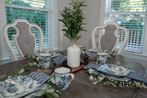 Dining - 186 Mohawk Trl, Ringgold, GA 30736 photo 3 of 4