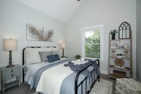 Bedroom - 186 Mohawk Trl, Ringgold, GA 30736 photo 3 of 7