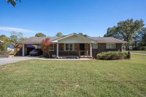 14 Valley Dr, Trenton, GA 30752