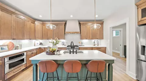 Kitchen - 4000 Crockett, Jasper, TN 37347 photo 7 of 8