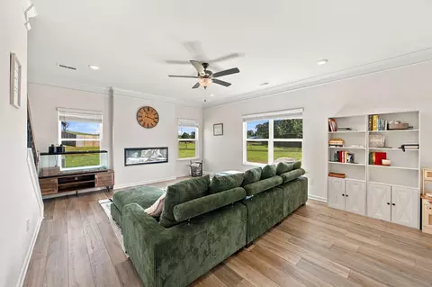 Living - 32 Willow Cir, Rock Spring, GA 30739 photo 1 of 1