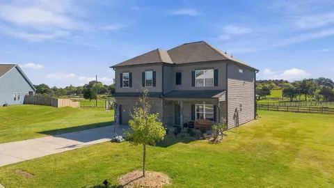 Exterior - 32 Willow Cir, Rock Spring, GA 30739 photo 2 of 7