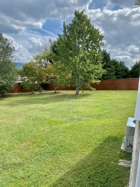 248 Bent Tree Dr, Ringgold, GA 30736 photo 8
