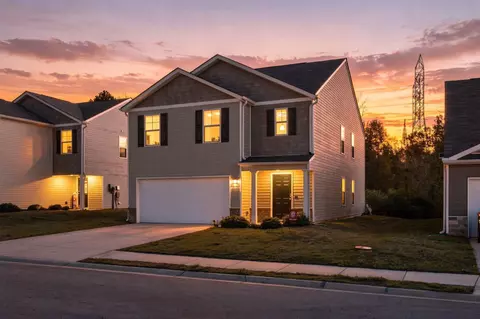 186 Quarter St, Rossville, GA 30741