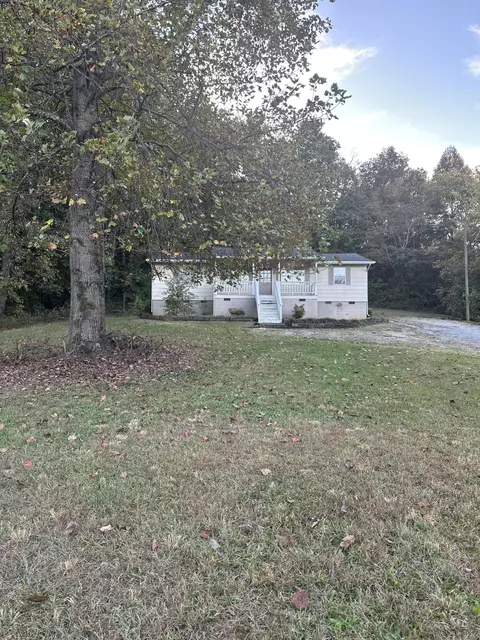 75 Gordon Dr, Chickamauga, GA 30707