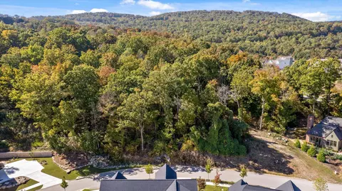 465 Sun Valley Rd # 703, Chattanooga, TN 37419