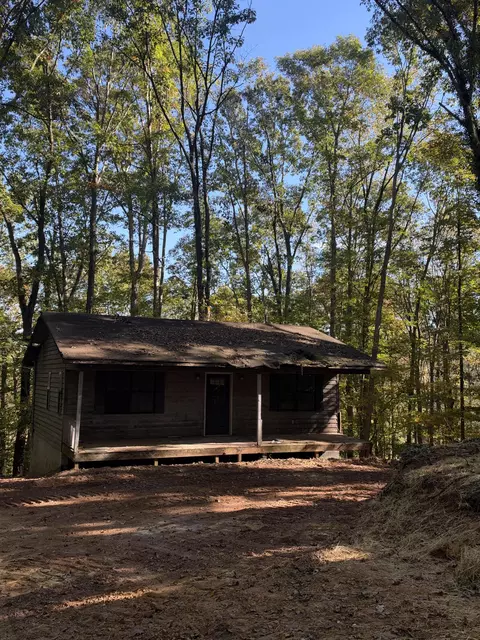 4566 N Jimmy Dr, Rocky Face, GA 30740