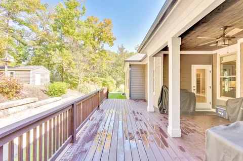 Exterior - 8817 Pine Ridge Rd, Ooltewah, TN 37363 photo 4 of 7