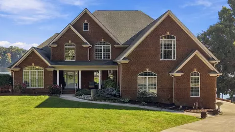 12004 Oak Cove Ln, Soddy Daisy, TN 37379