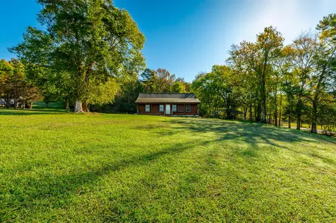 6009 Grasshopper Rd, Birchwood, TN 37308