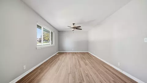 Living - 49 Stuart Rd, Fort Oglethorpe, GA 30742 photo 3 of 9
