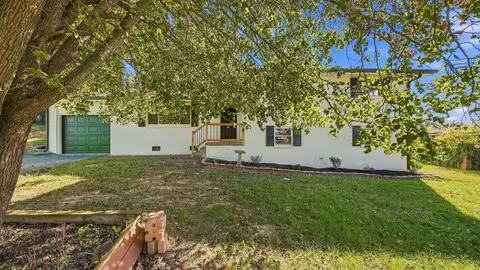 Exterior - 49 Stuart Rd, Fort Oglethorpe, GA 30742 photo 2 of 10