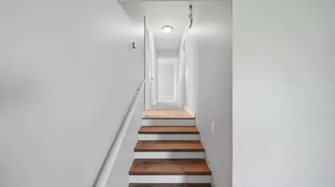 Entry Way - 49 Stuart Rd, Fort Oglethorpe, GA 30742 photo 2 of 5