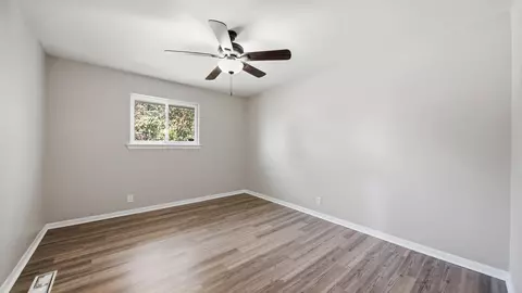 Bedroom - 49 Stuart Rd, Fort Oglethorpe, GA 30742 photo 5 of 7