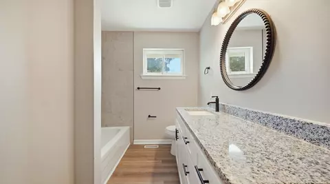 Bath - 49 Stuart Rd, Fort Oglethorpe, GA 30742 photo 1 of 5