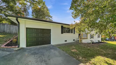 Exterior - 49 Stuart Rd, Fort Oglethorpe, GA 30742 photo 3 of 10