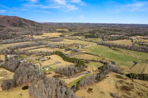 Lot 7 Towering Oaks, Tellico Plains, TN 37385