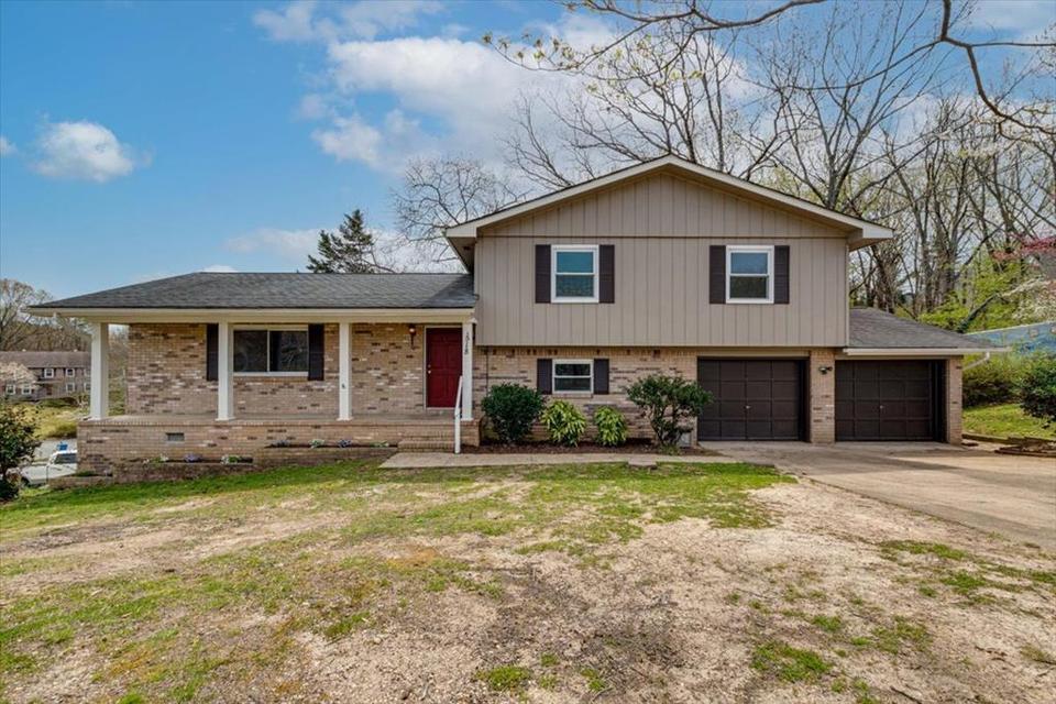 518 Woodcroft Dr, Hixson, TN 37343 40 Photos MLS 20221690 Movoto