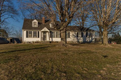 4451 Window Clf, Baxter, TN 38544 photo 1