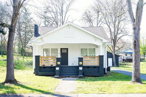 414 Georgia Ave, Etowah, TN 37331