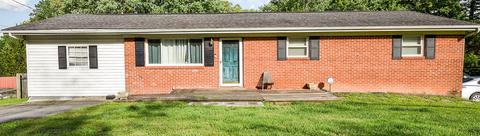 409 Oakland Trl SE, Cleveland, TN 37323