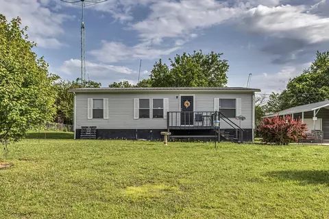 28 Martin St, Englewood, TN 37329