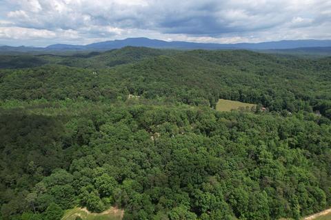 417 Sand Mountain Rd, Old Fort, TN 37362