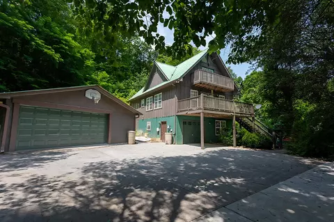 302 Deer Ridge Trl NE, Charleston, TN 37310