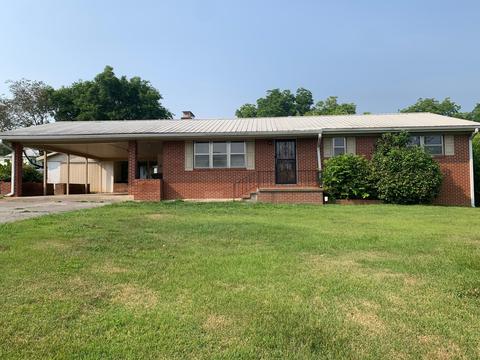 800 6th Street St, Etowah, TN 37331