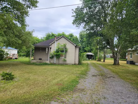 124 Tennessee Ave, Delano, TN 37325