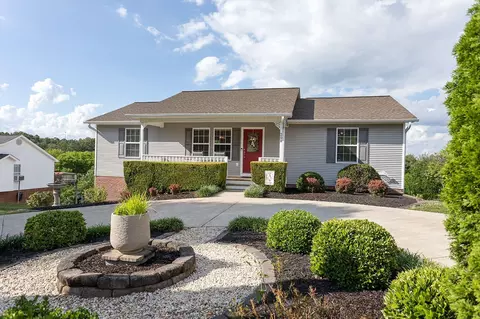 204 NW Mustang Dr, Charleston, TN 37310