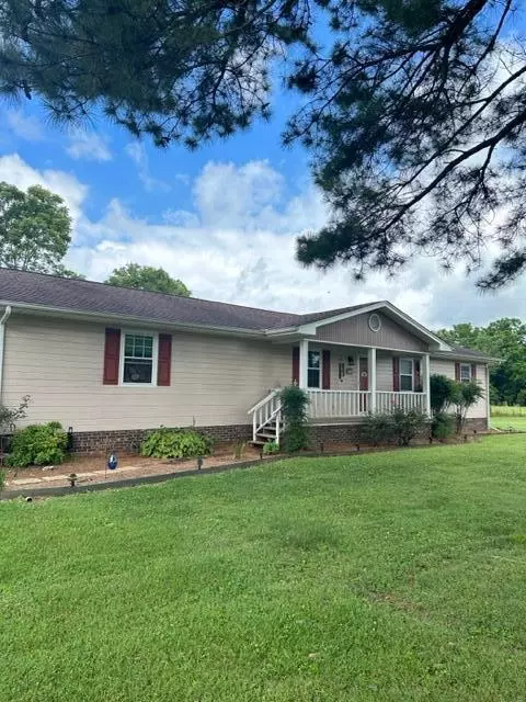 2765 Spring Place Rd SE, Cleveland, TN 37323