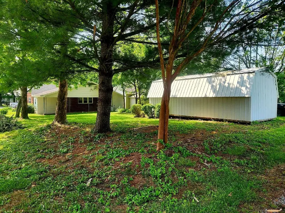  300 Ohio Ave, Etowah, TN 37331 photo 29
