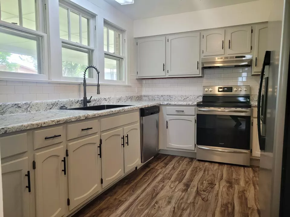  300 Ohio Ave, Etowah, TN 37331 photo 17