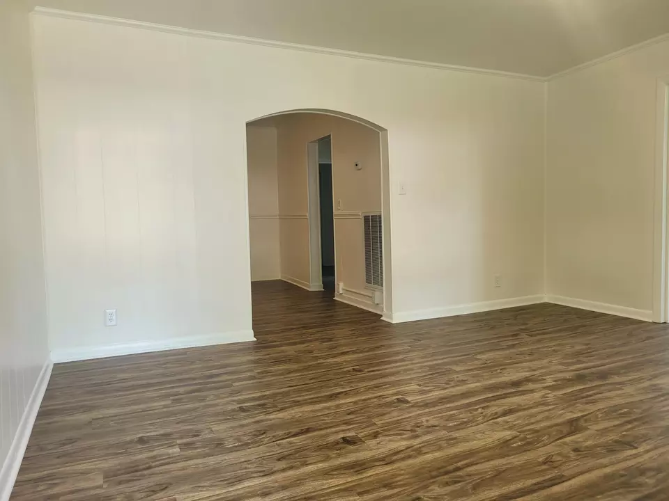  300 Ohio Ave, Etowah, TN 37331 photo 5