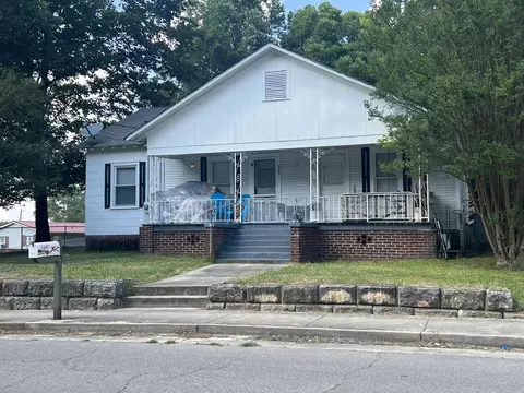 1207 14th St SE, Cleveland, TN 37311