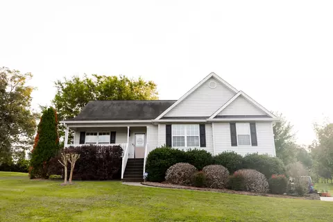 135 Heather Oaks Trl SE, Cleveland, TN 37323