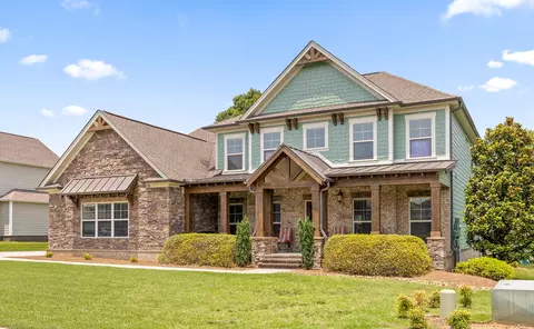 8139 Propeller Dr, Ooltewah, TN 37363