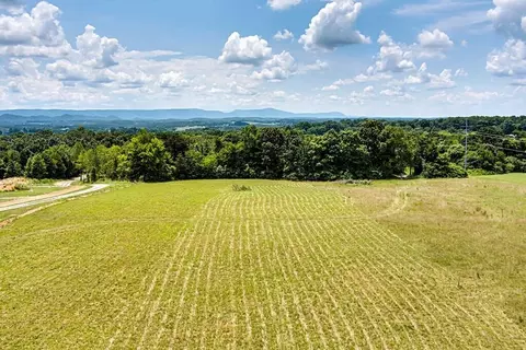 145 County Road 438, Athens, TN 37303
