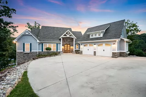 795 Waterfront Way, Ten Mile, TN 37880
