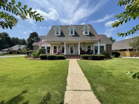 2683 Churchill Downs Cir, Chattanooga, TN 37421