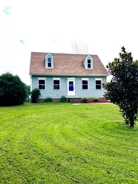180 County Road 500, Etowah, TN 37331