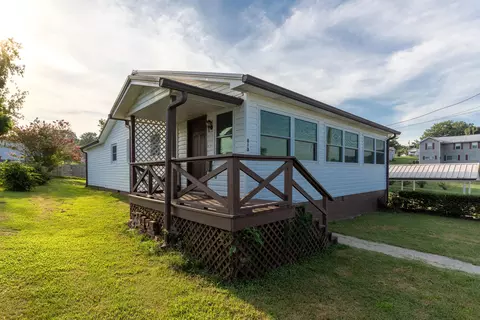 813 Williams St, Sweetwater, TN 37874