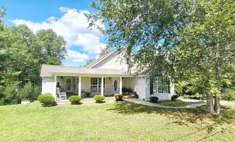216 Mill Hamlet Rd NW, Charleston, TN 37310