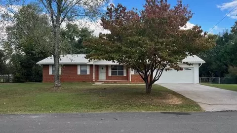 2720 Sunflower Cir NW, Cleveland, TN 37312