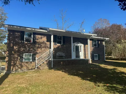 2050 Ann Ln NW, Cleveland, TN 37312