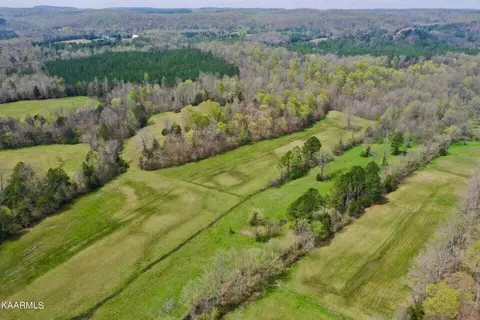 504 County Road 105, Athens, TN 37303