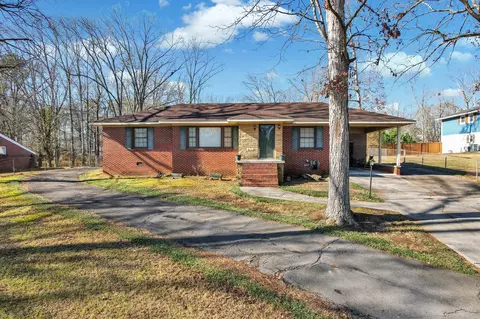 114 Hazel Dr, Dalton, GA 30721