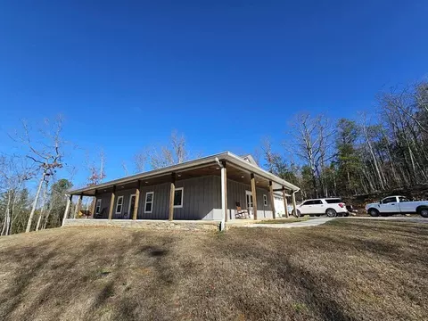 361 Benton Springs Rd, Benton, TN 37307